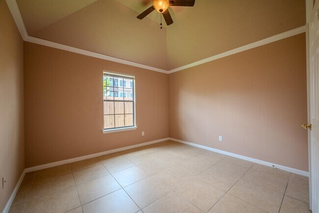 Building Photo - 15719 Edo Cir
