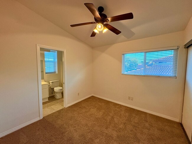 Building Photo - Beautiful Two Story Home with Large Yard - Oceanside