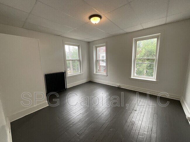 Building Photo - 120 S Hartley St
