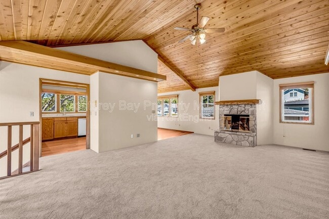 Building Photo - 1231 Funston Ave