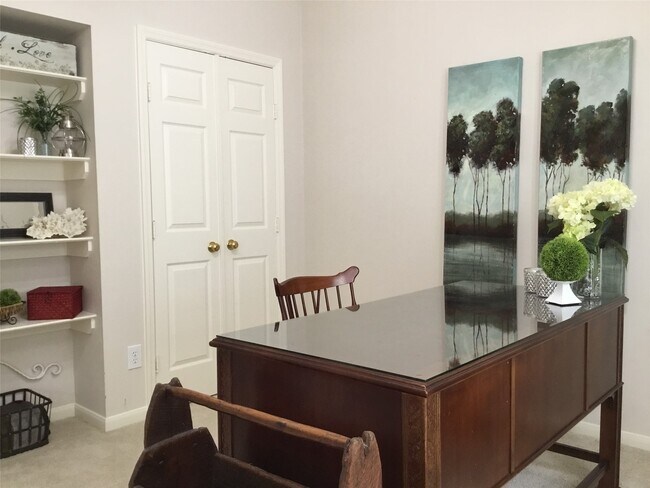 Building Photo - 3 N Spiral Vine Cir