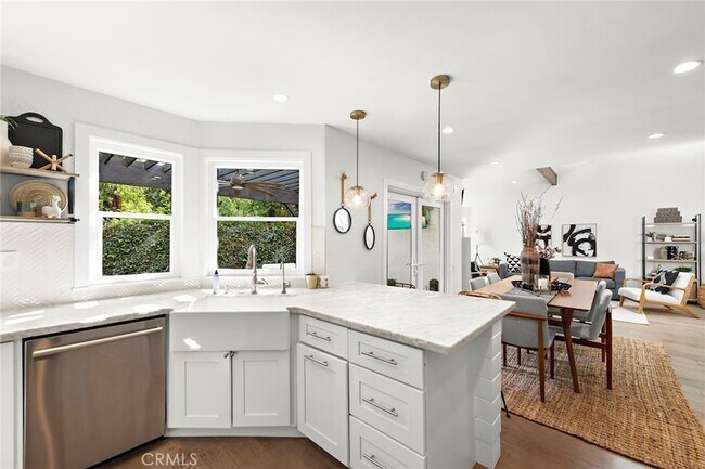 Building Photo - 12628 Newport Ave