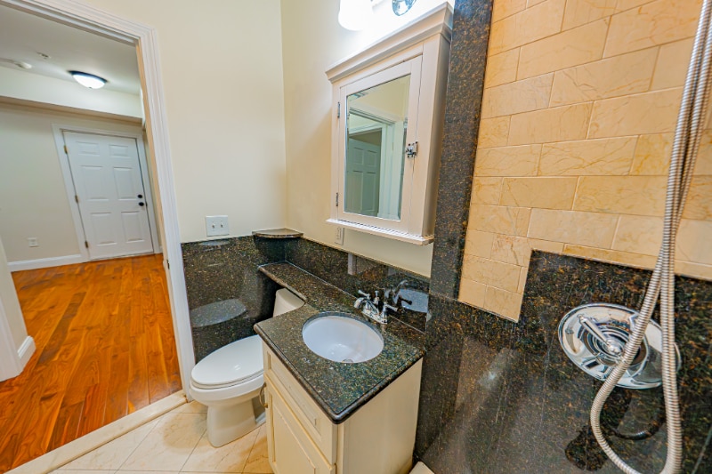 Building Photo - 290 Broadway