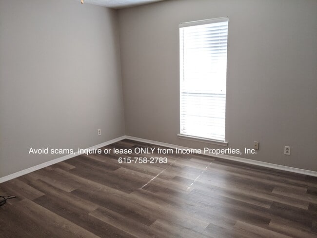 Building Photo - 303 Andrew Jackson Pl