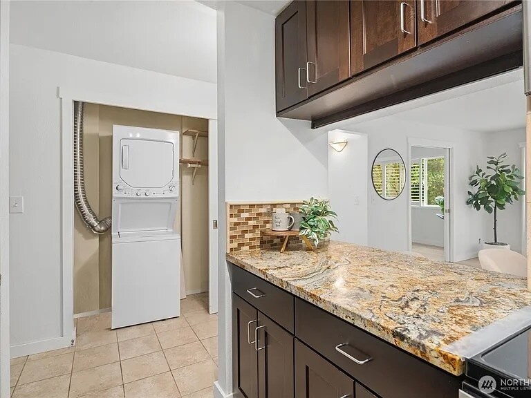 Building Photo - 800 N Allen Pl