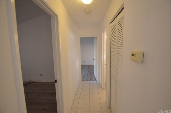 Building Photo - 76 Alicante Aisle