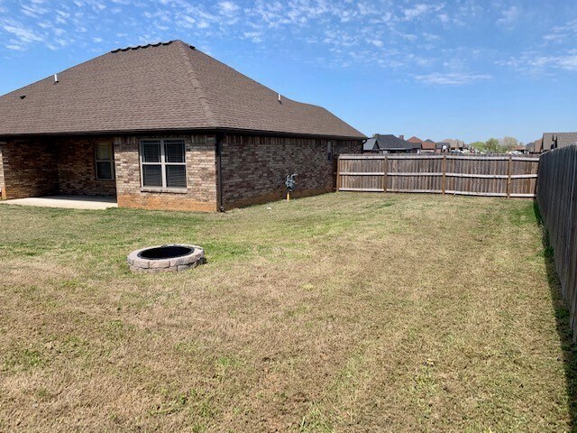 Building Photo - 890 Choate Pl Cir