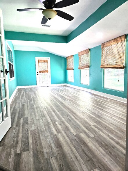 Building Photo - 1014 NW 90th Dr