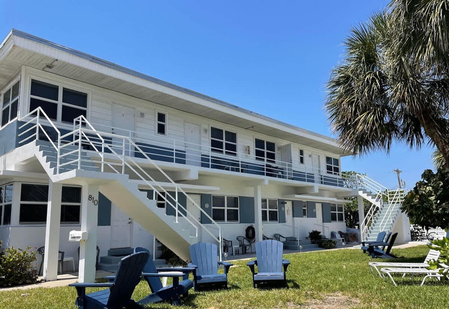 Building Photo - 851 N Surf Rd