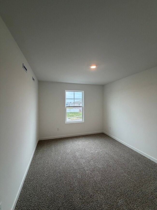 Building Photo - 116 Cornerstone Xing