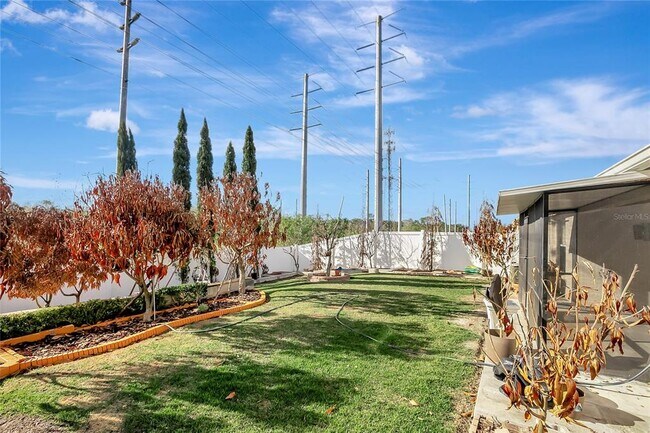 Building Photo - 3929 Washburn Pl