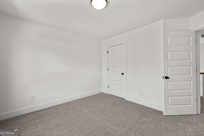 Building Photo - 374 Conner Ln
