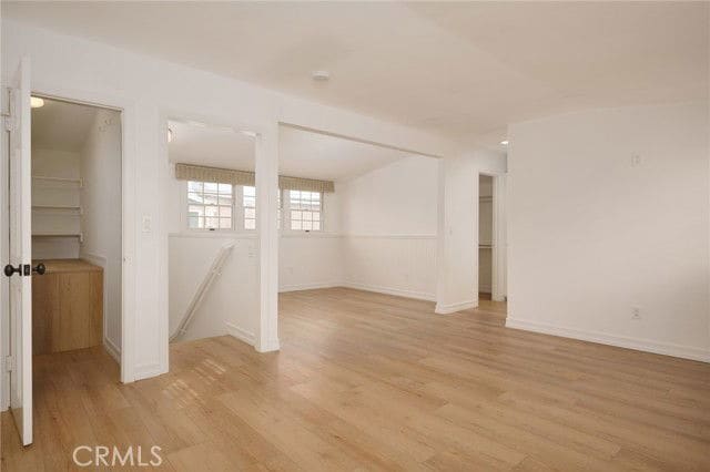 Building Photo - 703 Orchid Ave