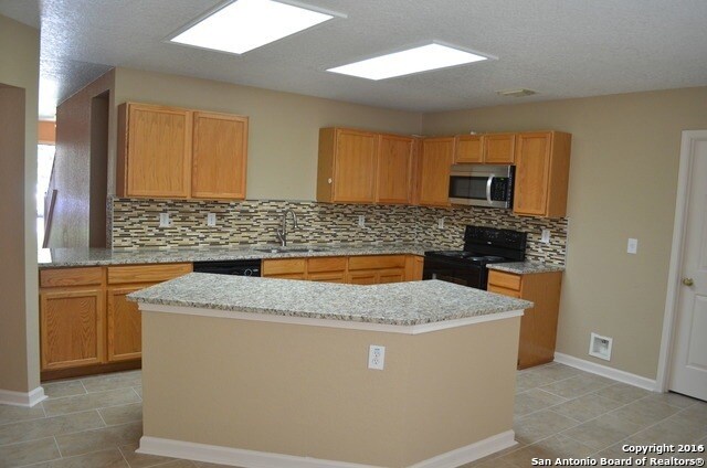 Building Photo - 443 Bluegrass Creek