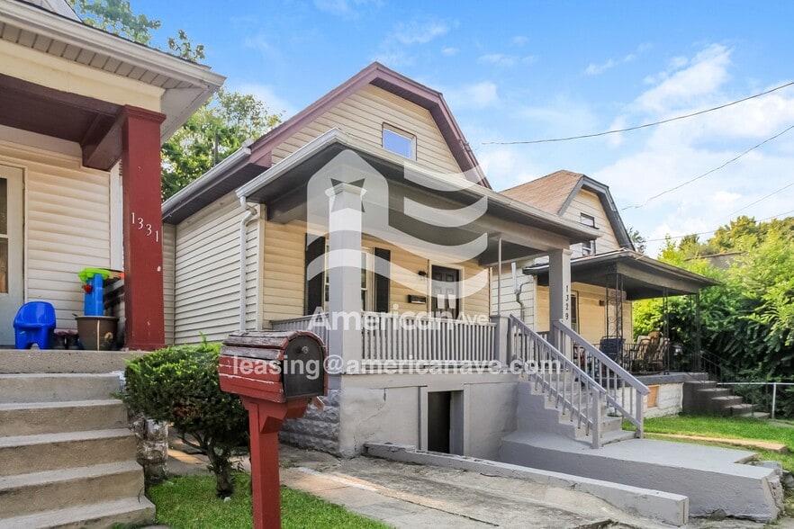 Building Photo - 1329 Wheeler St