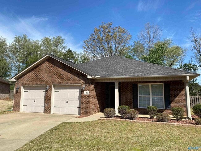 Building Photo - 128 Somerset Park Dr