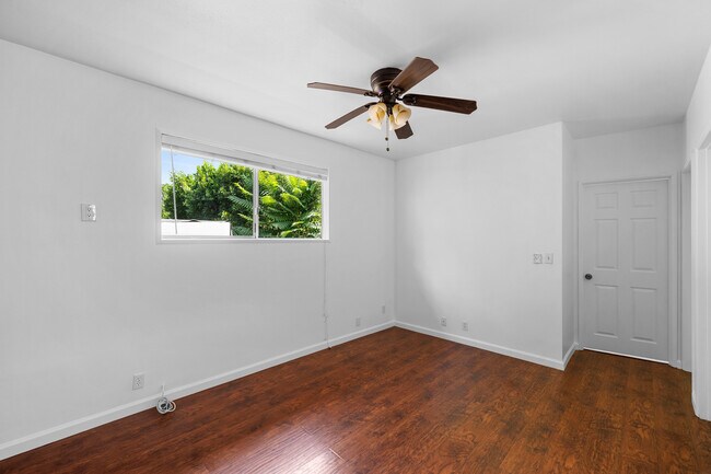 Building Photo - 10202 Mount Gleason Ave