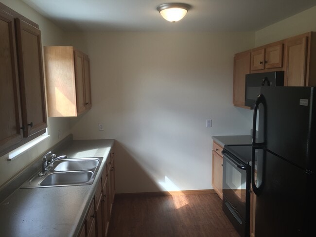 Building Photo - 4-Plex Property