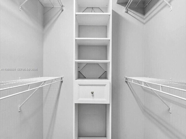 Building Photo - 12500 SW 5th Ct