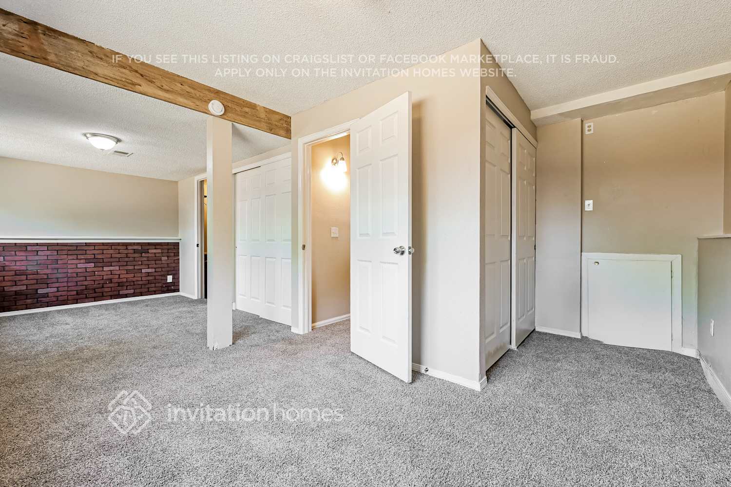 Building Photo - 20355 E Buchanan Dr