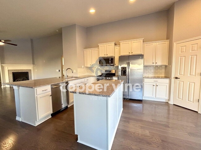 Building Photo - 5189 Thistle Dr