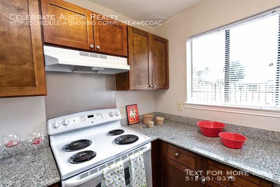 Building Photo - The Arts at South Austin