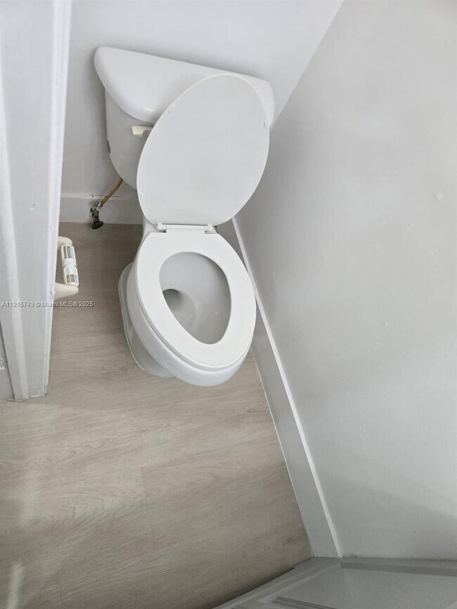 Building Photo - 2287 W 53rd Pl