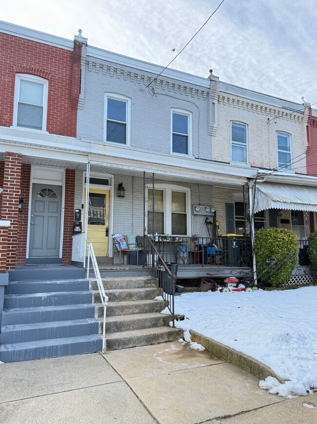 Building Photo - 218 E Liberty St