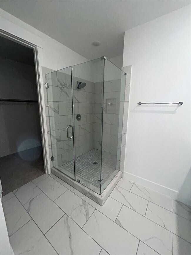 Building Photo - 4605 Lavatera St