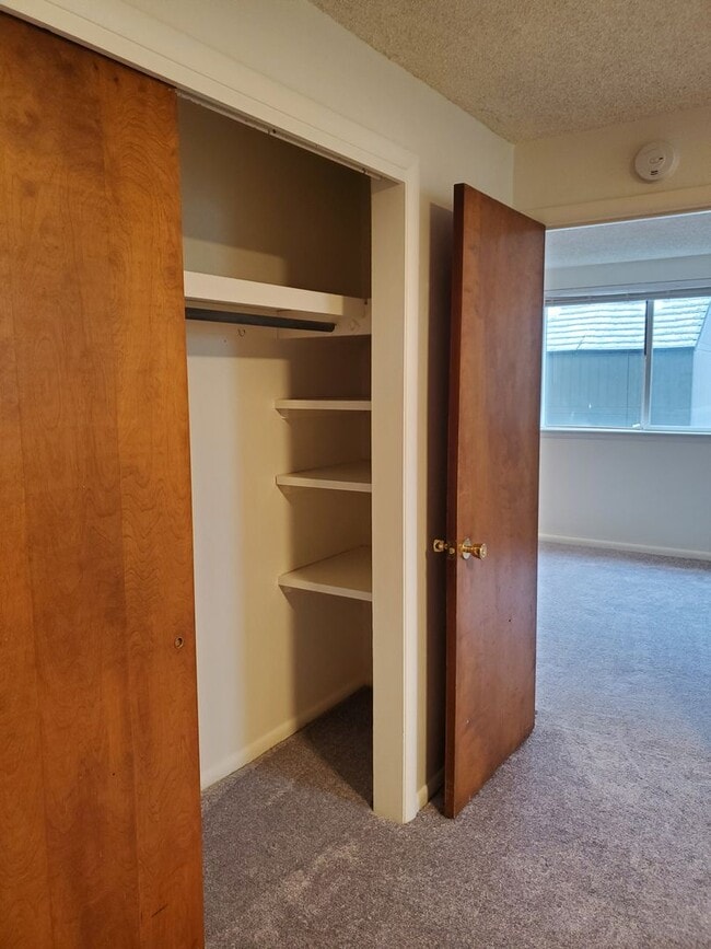 Building Photo - 1 Bedroom in Heart of Nampa!