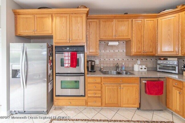 Building Photo - 109 Brookfield Dr