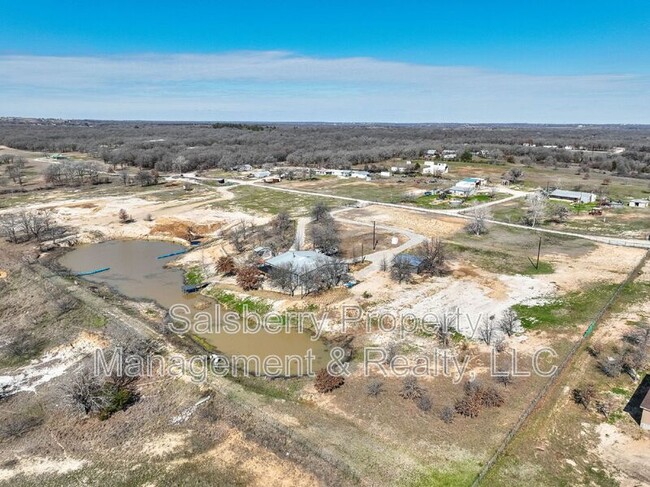 Building Photo - 933 Leatherwood Ln
