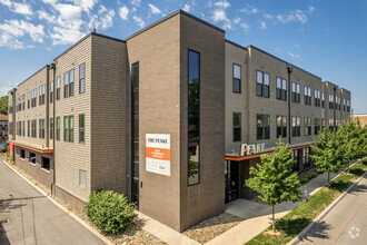 Building Photo - Peake Apartments