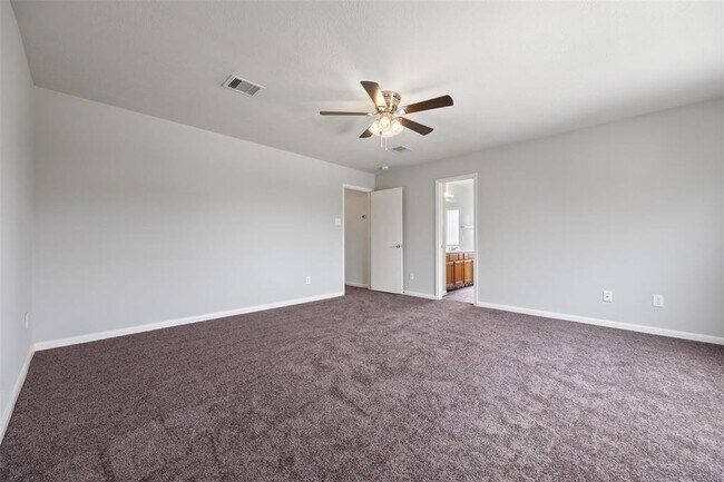 Building Photo - 1106 Vernage Rd