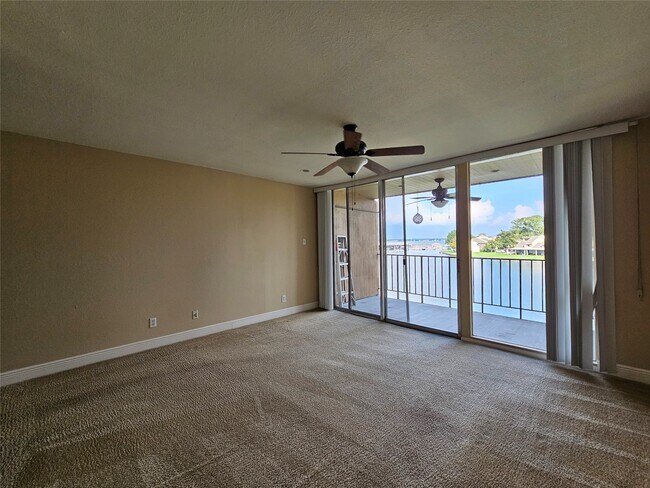 Building Photo - 12600 Melville Dr