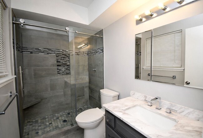 Building Photo - Charming 3-bedroom, 2-bath home in the highly sought-after Bixby School District