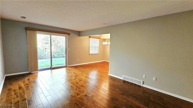 Building Photo - 1771 Rolling Hills Dr