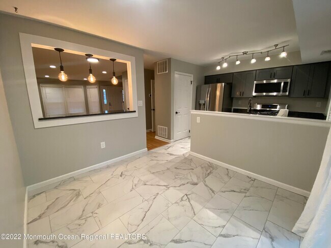 Building Photo - 11 Duncan Way