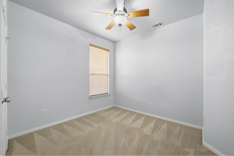 Building Photo - 4405 Grassy Glen Dr
