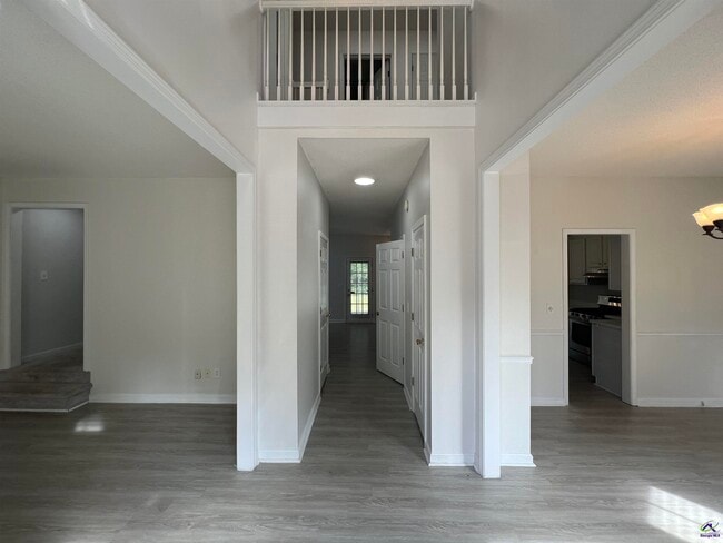 Building Photo - 282 Northridge Dr