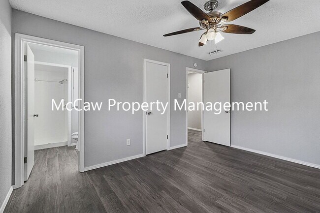 Building Photo - 7012 Candlewick Ct