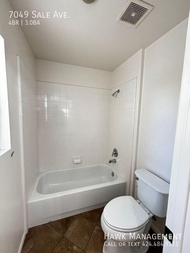 Building Photo - 7049 Sale Ave