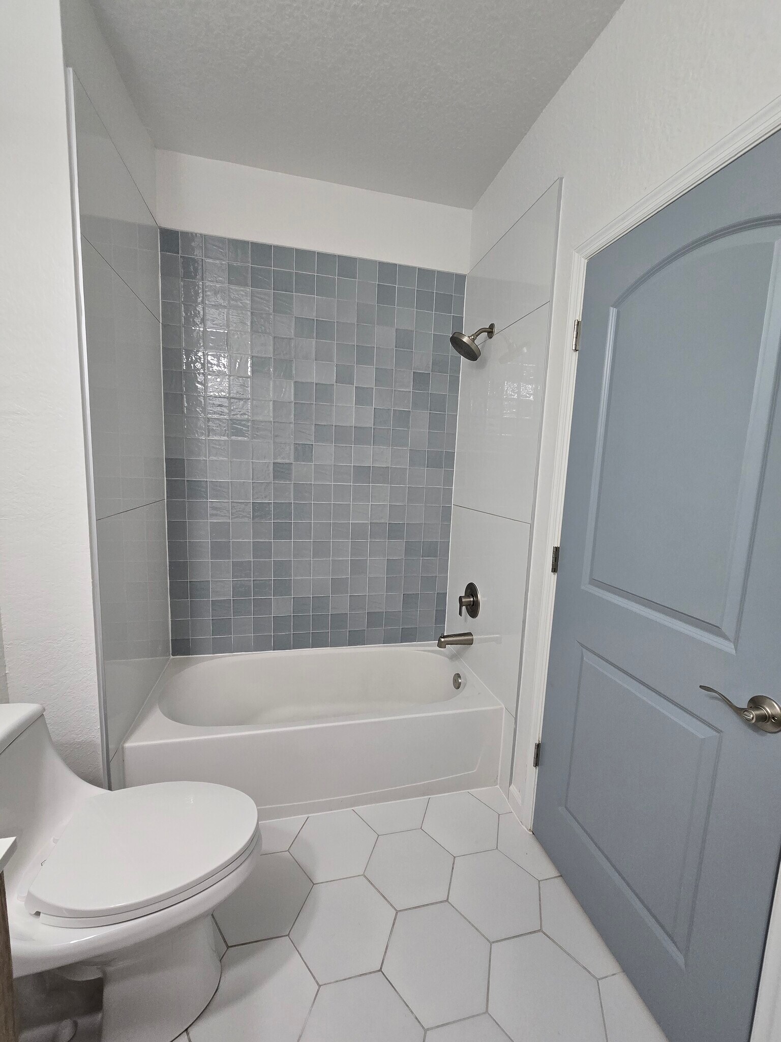 Building Photo - 6137 Metrowest Blvd