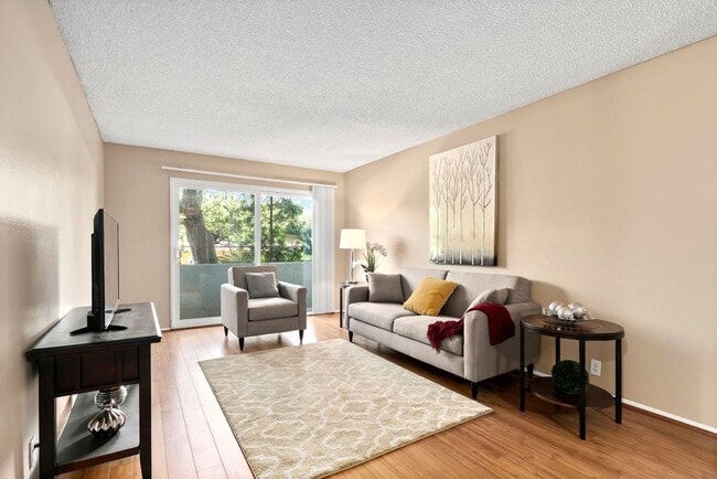 Building Photo - Vista Apartments