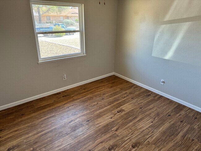 Building Photo - 2305 Ken Venturi Ln