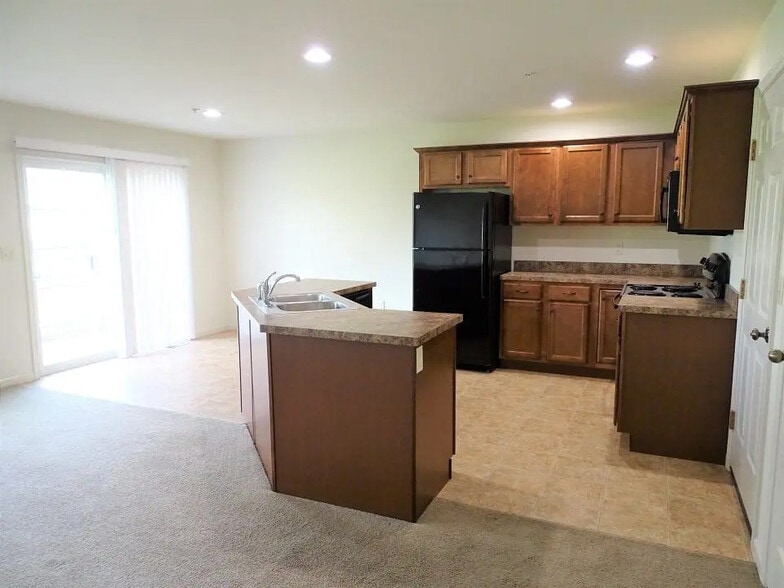 Building Photo - 185 Linda Sue Ln