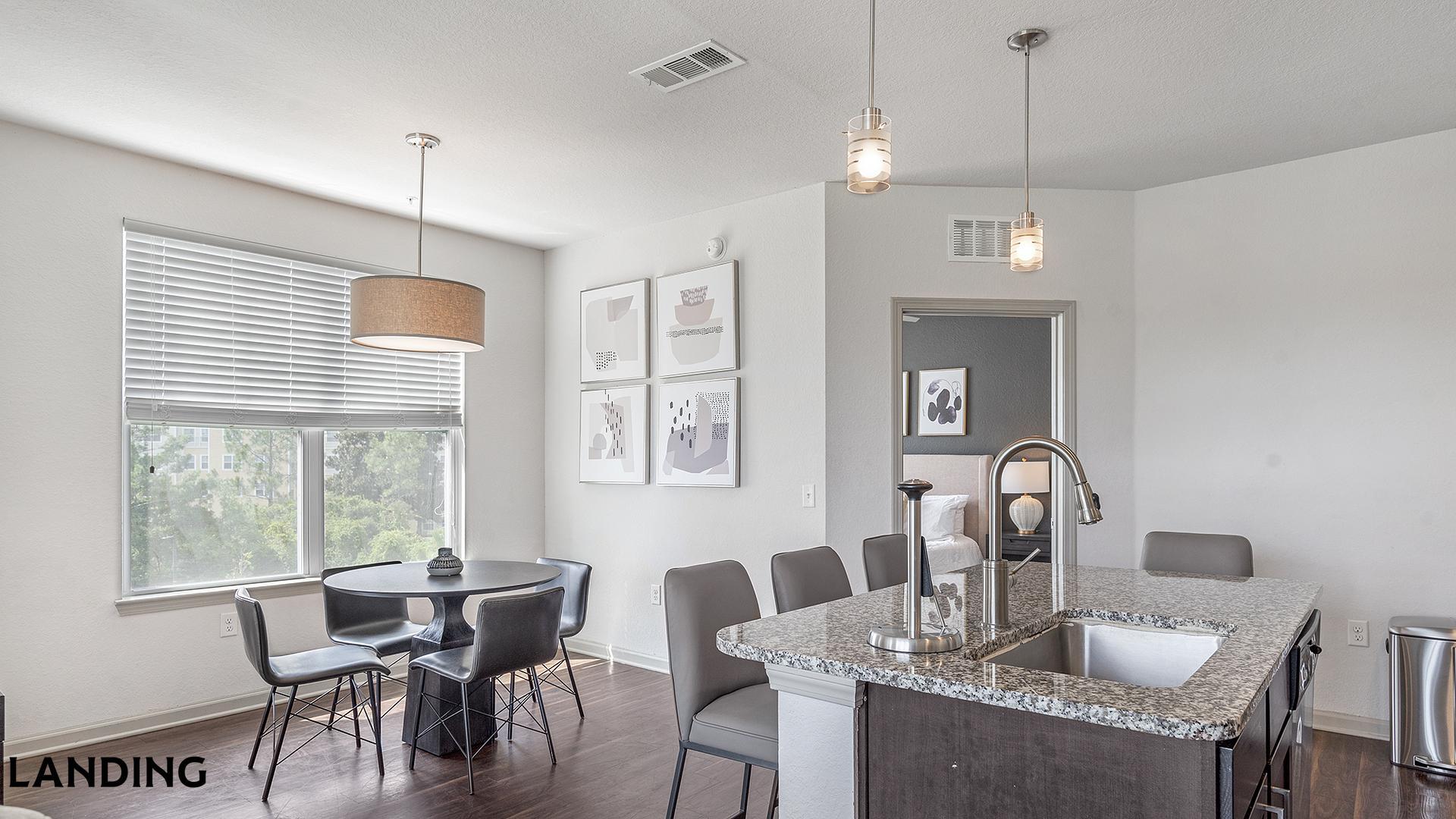 Building Photo - 8100 Palisades Cir