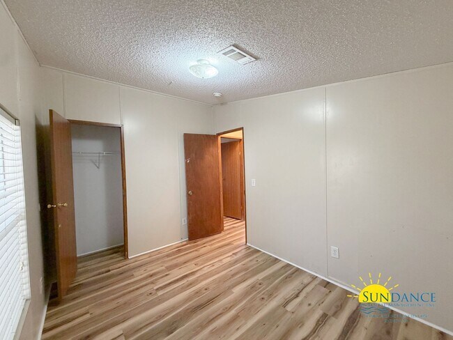 Building Photo - Nice 3 Bedroom Home in Fort Walton!