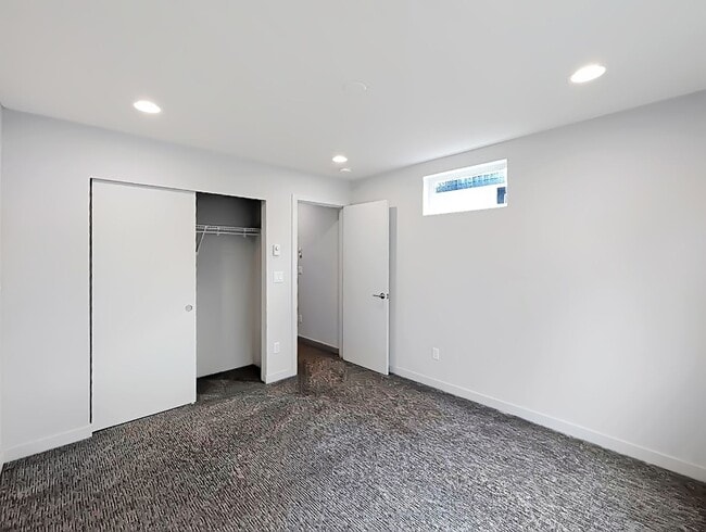Building Photo - Stunning Two-Bedroom Townhome with Rooftop...