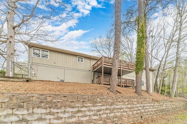 Building Photo - 691 Harbor Cove